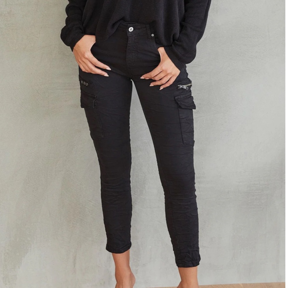 NWT Nati Ava Jogger Water Jeans